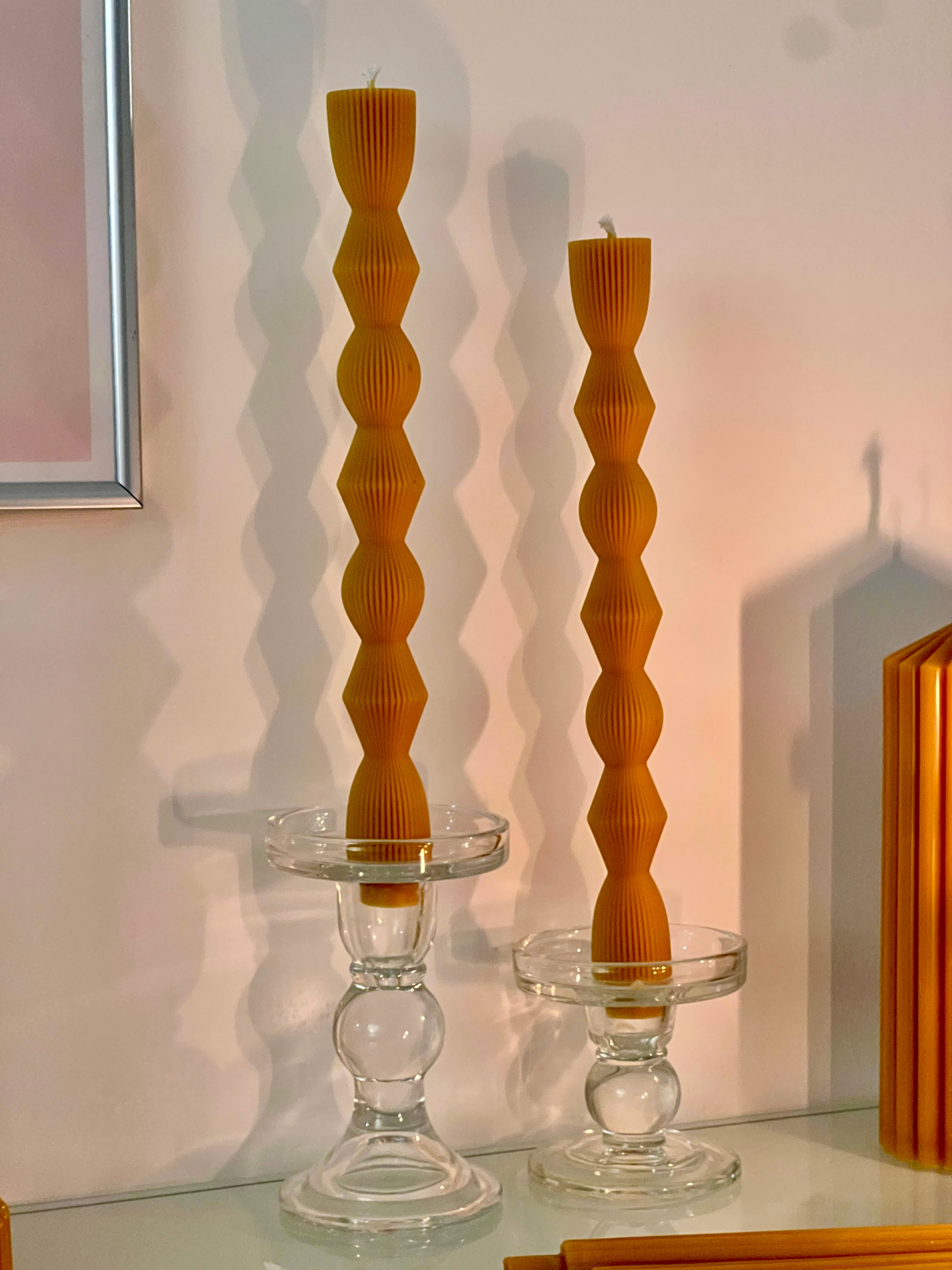 Bougie en cire d'abeille MADRID – Cire d'abeille originale – Coulée à la main – Pour salons et décoration – Lot de 2 ou 4