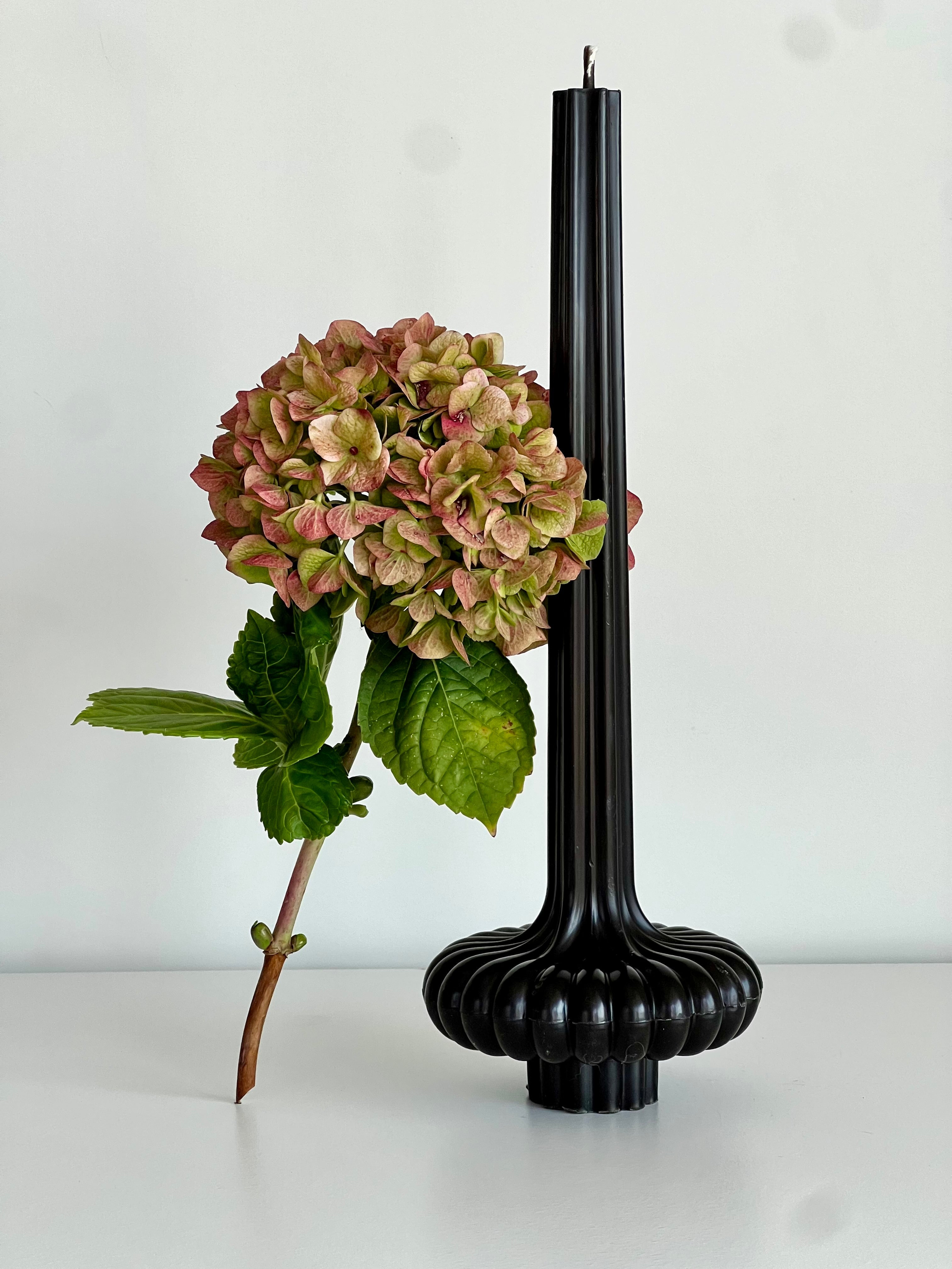Bougie en cire d'abeille PARIS – Noire – Coulée à la main – Pour pièces à vivre et décoration – 2 tailles