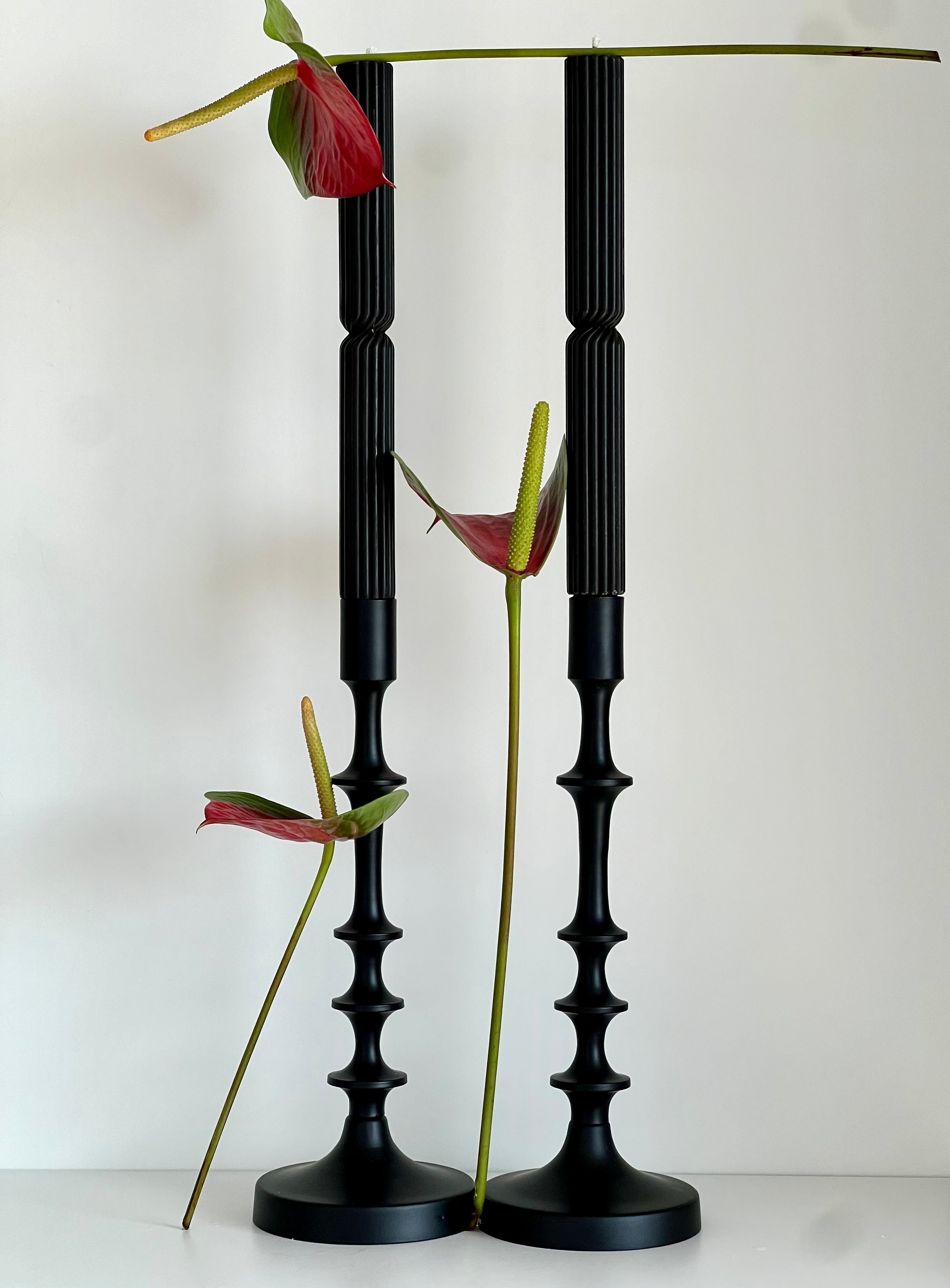 Bougie en cire d'abeille ATHÈNES – Noire – Coulée à la main – Pour salons et décoration – Lot de 2 ou 4