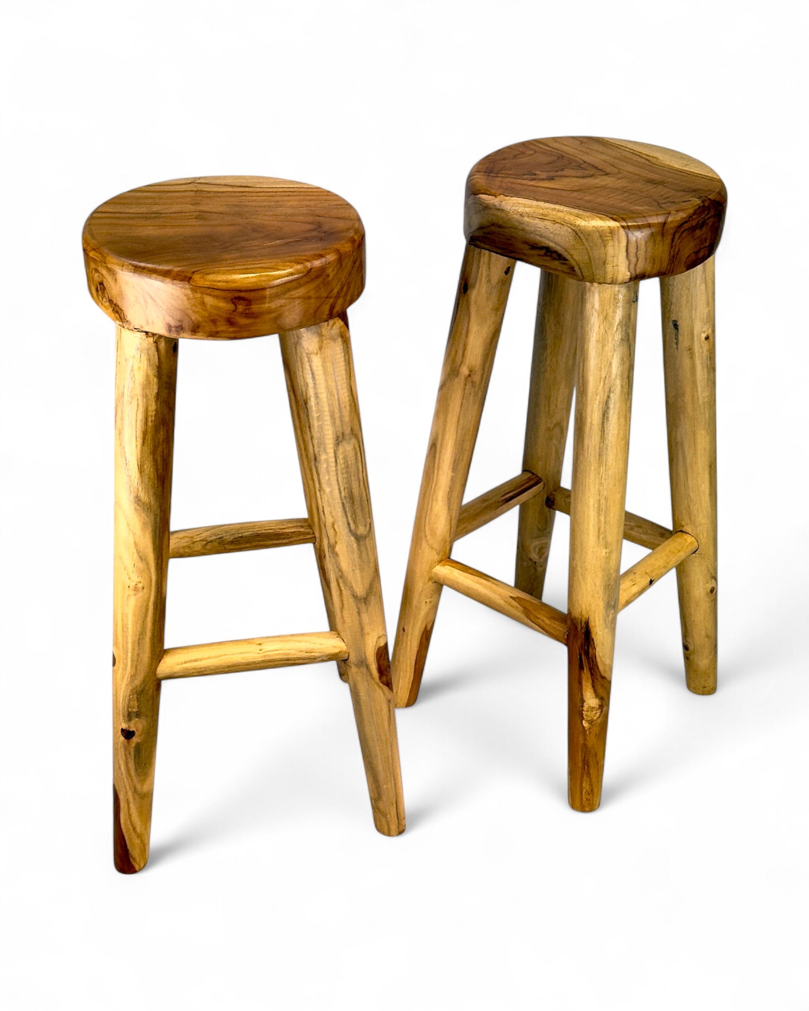 Solid wood bar stool – Handcrafted rustic wooden stool – Round seat for kitchen, bar & dining area – 30x75 cm