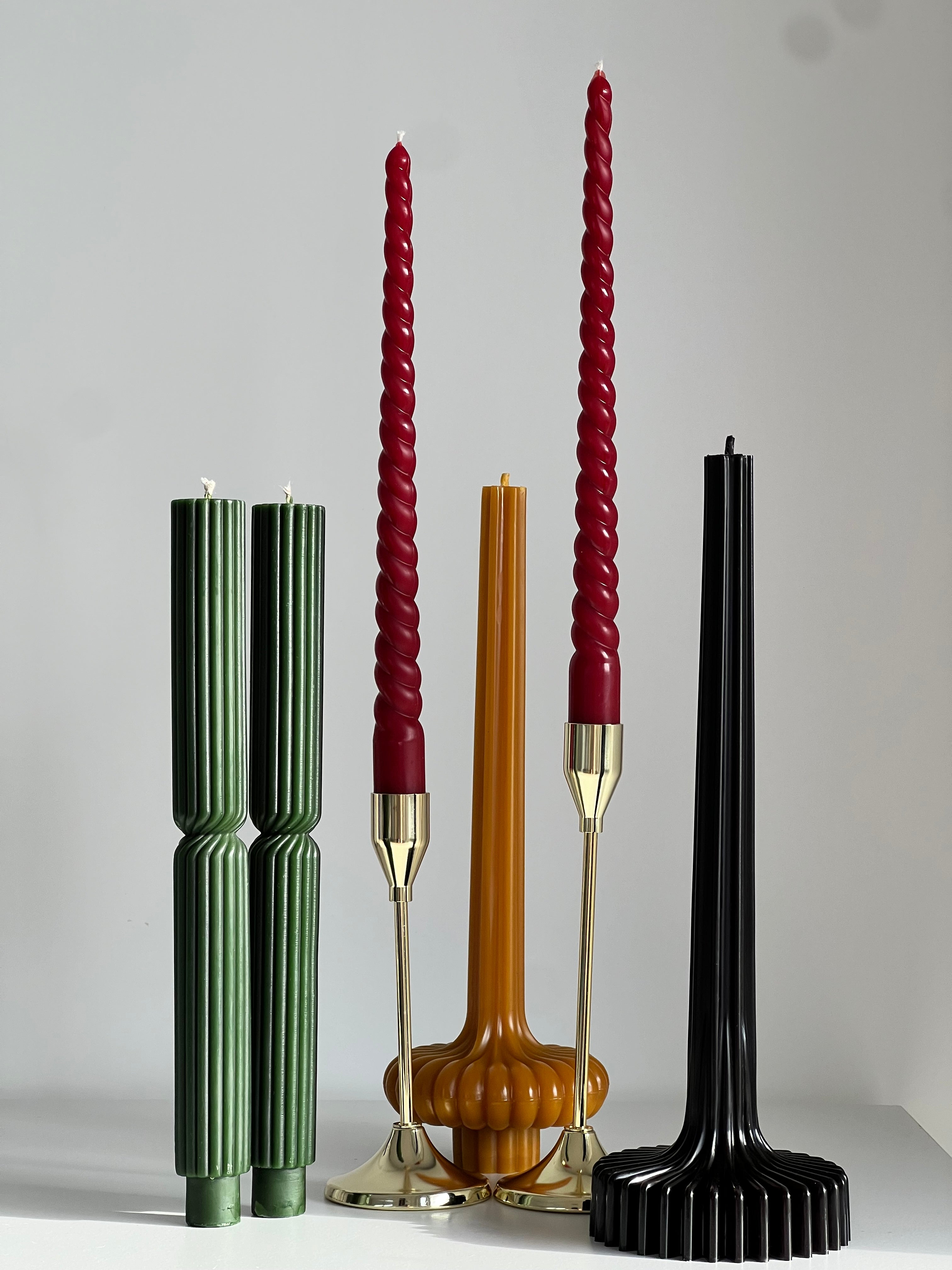Bougie en cire d'abeille ROM – Rouge – Coulée à la main – Pour salons et décoration – Lot de 4