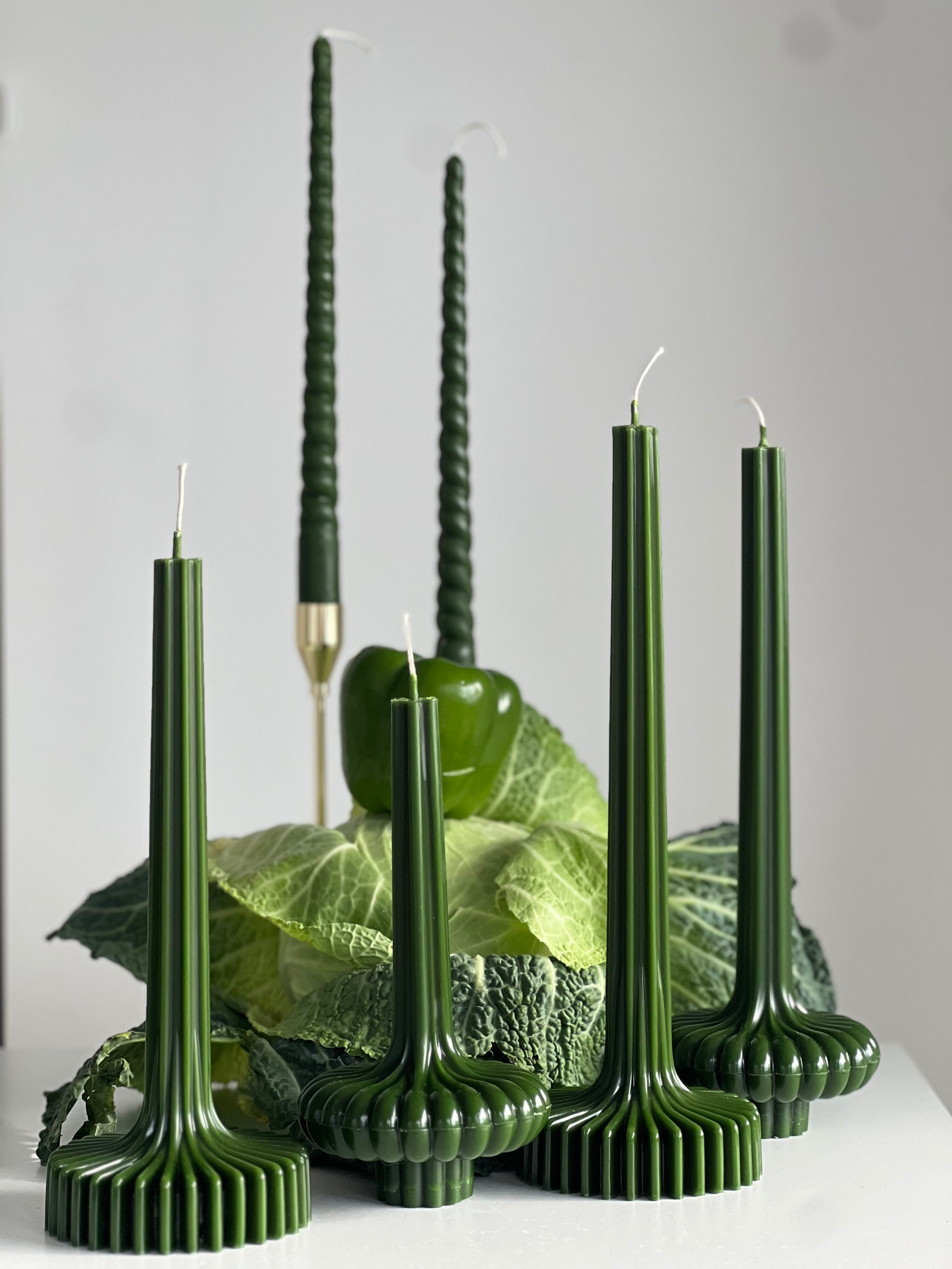 Bougie en cire d’abeille PARIS – Verte – Coulée à la main – Pour pièces à vivre et décoration – 2 tailles
