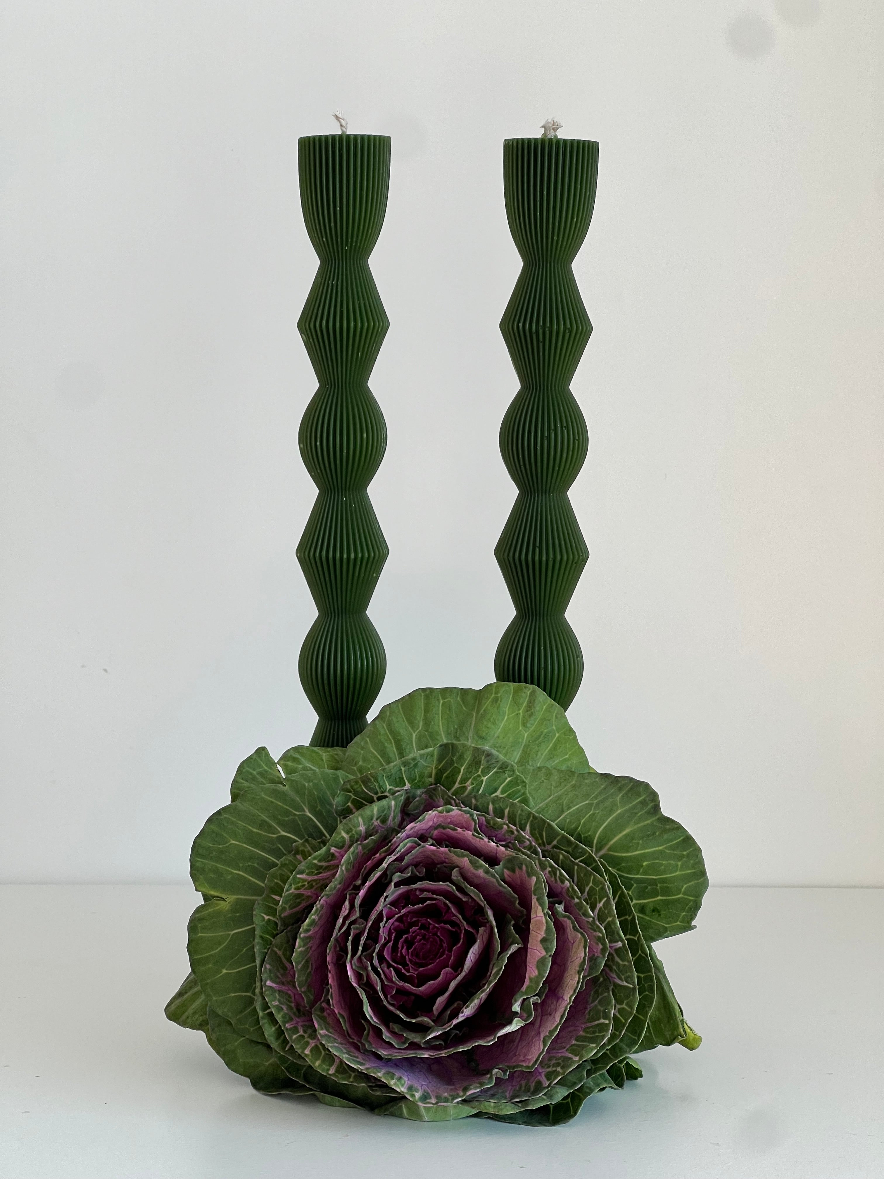 Bougie en cire d'abeille MADRID – Verte – Coulée à la main – Pour salons et décoration – Lot de 2 ou 4