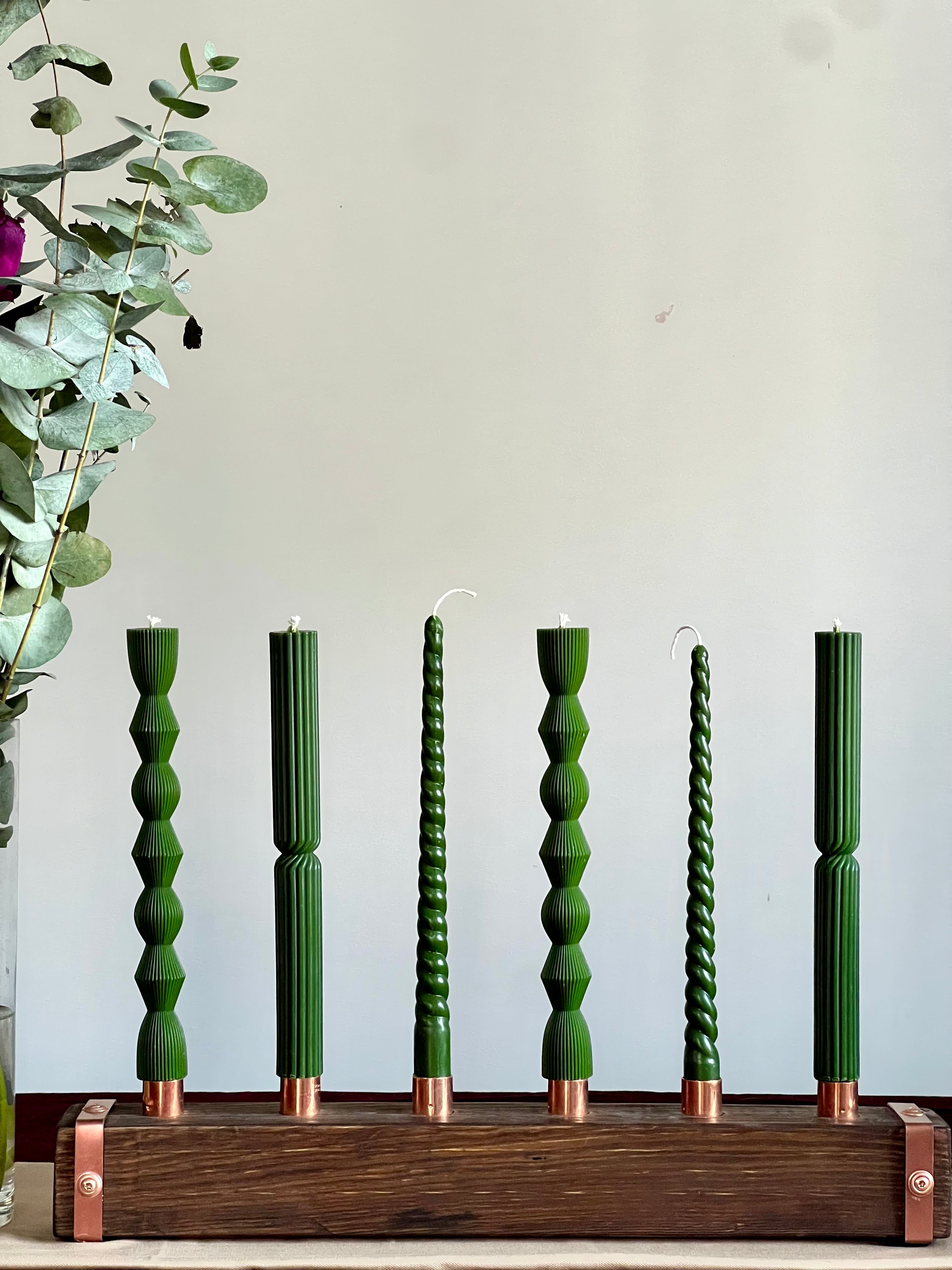 Bougie en cire d'abeille ATHÈNES – Verte – Coulée à la main – Pour salons et décoration – Lot de 2 ou 4