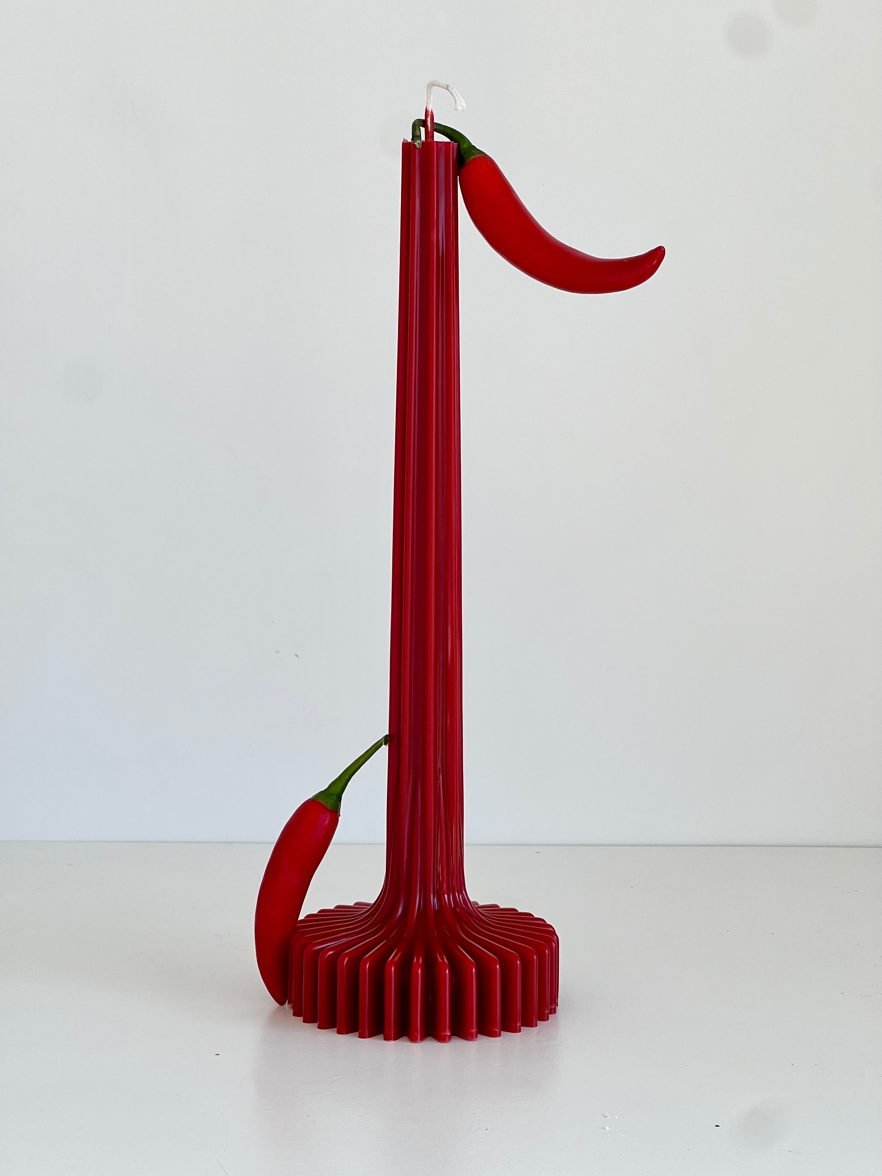 Bougie en cire d'abeille BERLIN – Rouge – Coulée à la main – Pour salon et décoration – 2 tailles