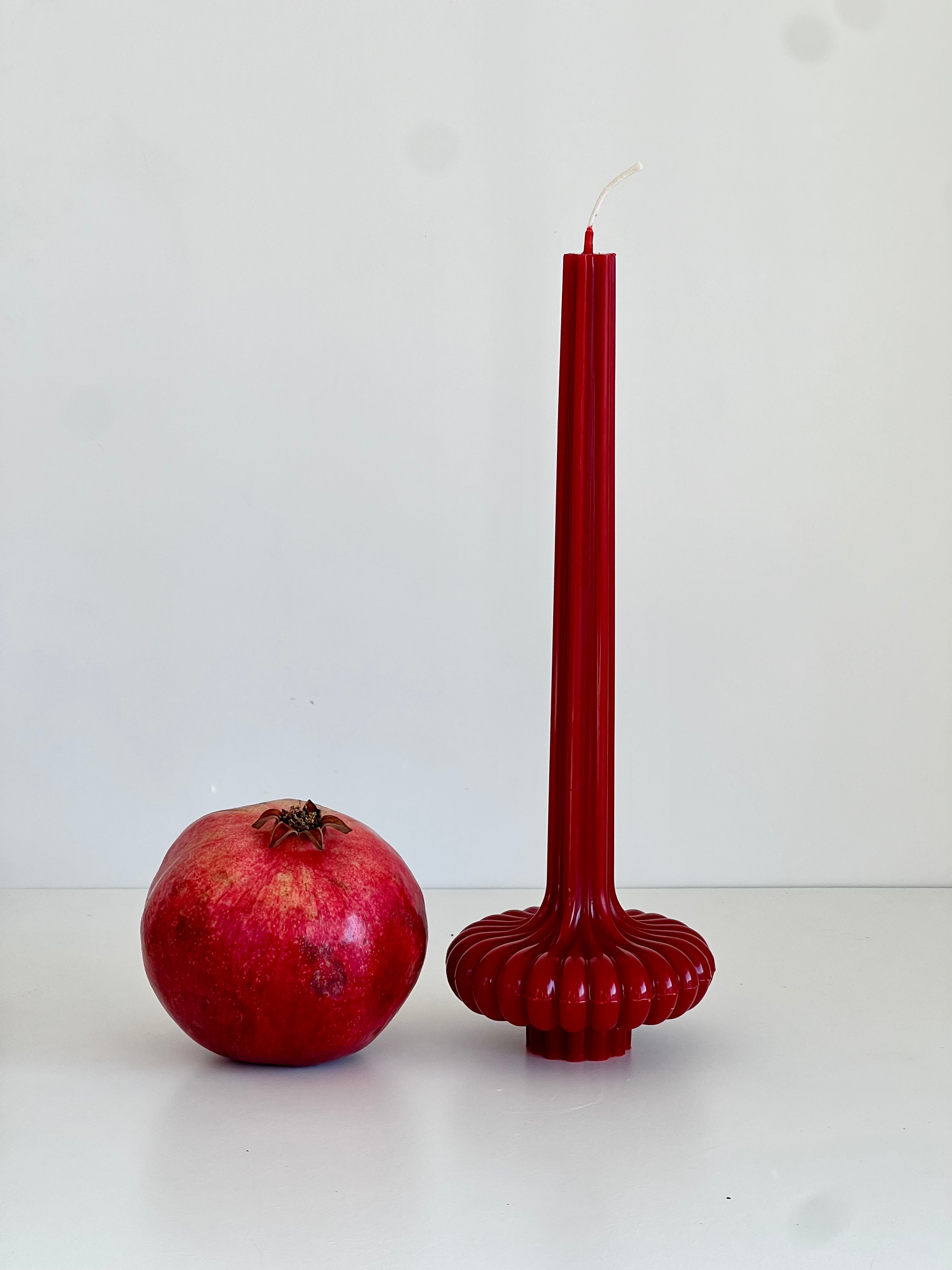 Bougie en cire d’abeille PARIS – Rouge – Coulée à la main – Pour pièces à vivre et décoration – 2 tailles