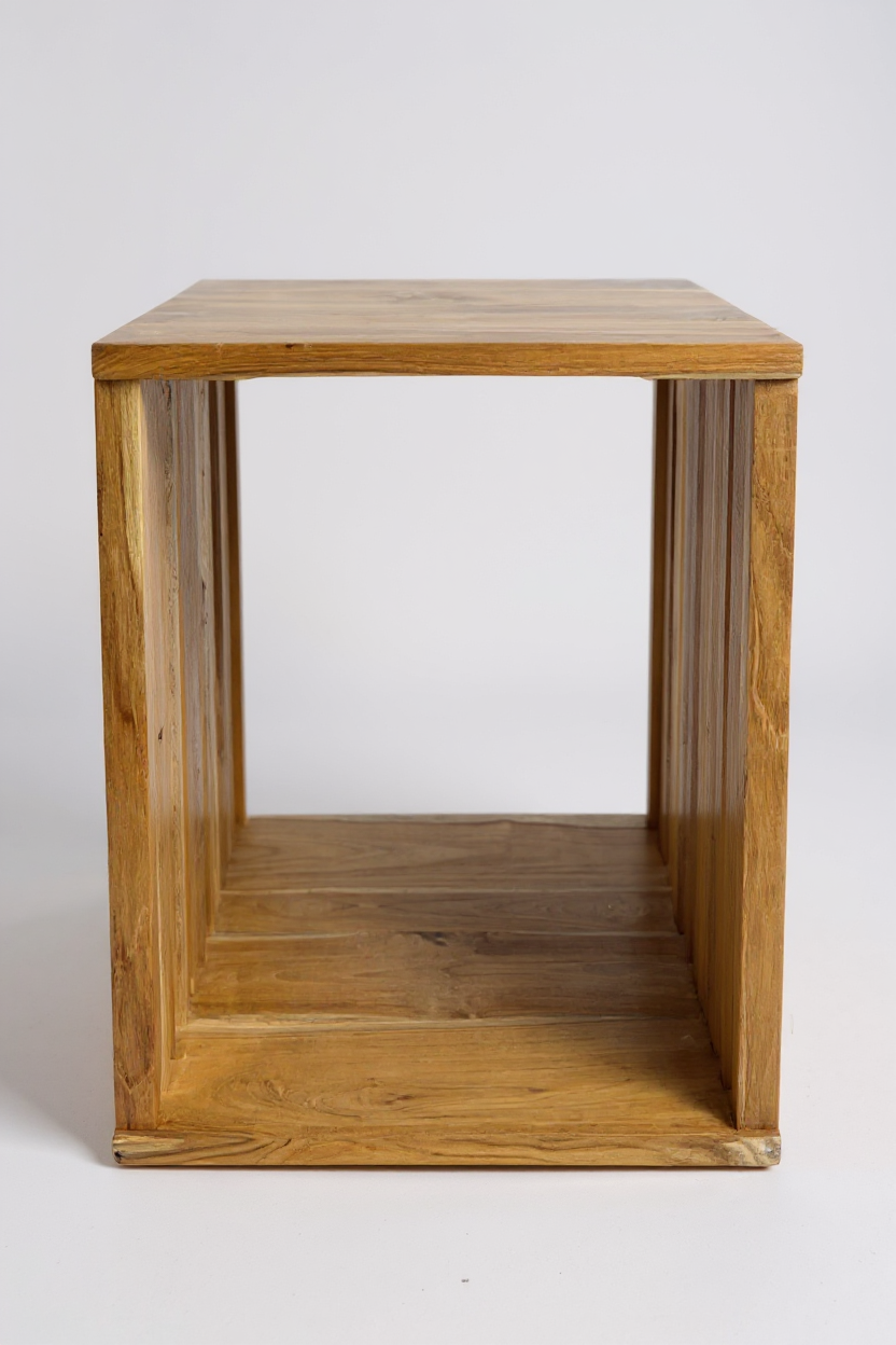 Table d'appoint en teck - table basse tabouret en bois - fabriquée à la main en bois massif - cube en lattes de bois - 45x35x40 cm