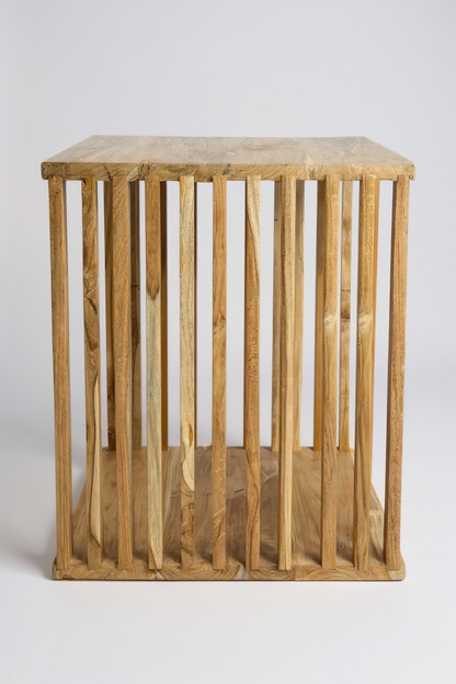 Table d'appoint en teck - table basse tabouret en bois - fabriquée à la main en bois massif - cube en lattes de bois - 45x35x40 cm