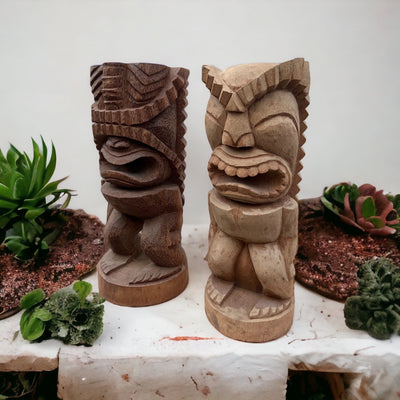Figurine Tiki - Décoration d'intérieur de jardin - Sculpture exotique sculptée à la main - Bois de palmier - 50x19x19 cm