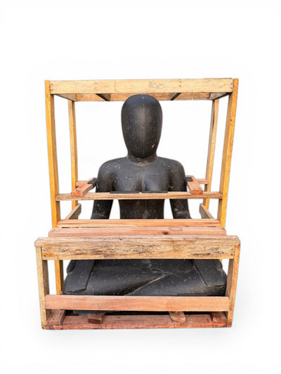 Kunststein Skulptur – Sitzende Yoga Figur – Modernes Design – Wetterfeste Steinoptik – in 3 Größen
