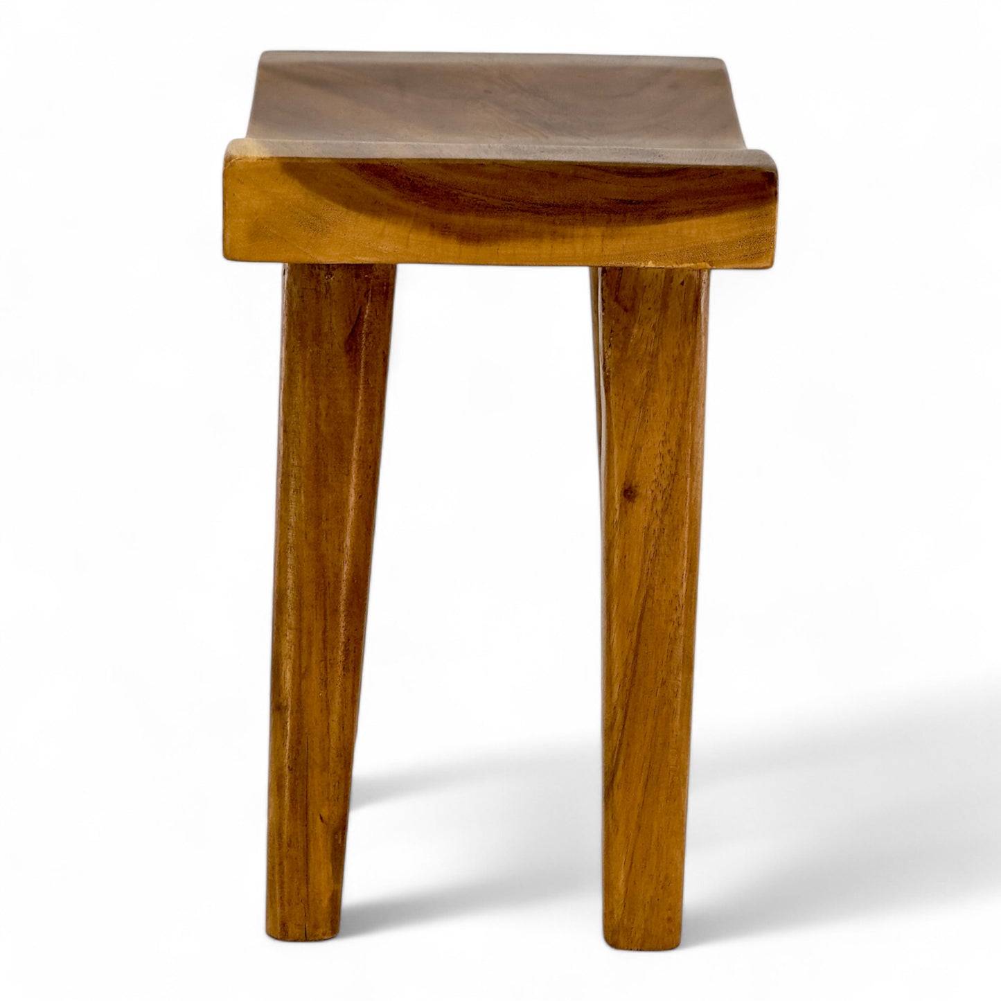 Einzelstück: Sitzhocker aus Teakholz mit Ergonomischer Sitzfläche
