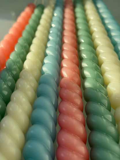 Bougie en cire d'abeille ROM – Couleurs pastel – Coulée à la main – Pour salon et décoration – Lot de 4