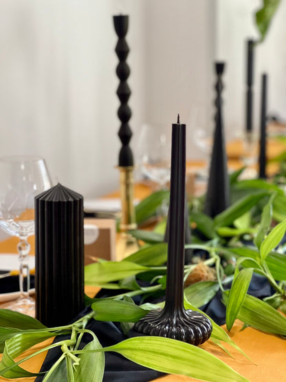Bougie en cire d'abeille PARIS – Noire – Coulée à la main – Pour pièces à vivre et décoration – 2 tailles
