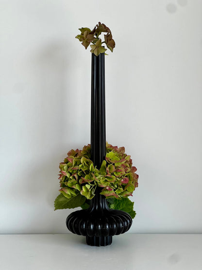 Bougie en cire d'abeille PARIS – Noire – Coulée à la main – Pour pièces à vivre et décoration – 2 tailles