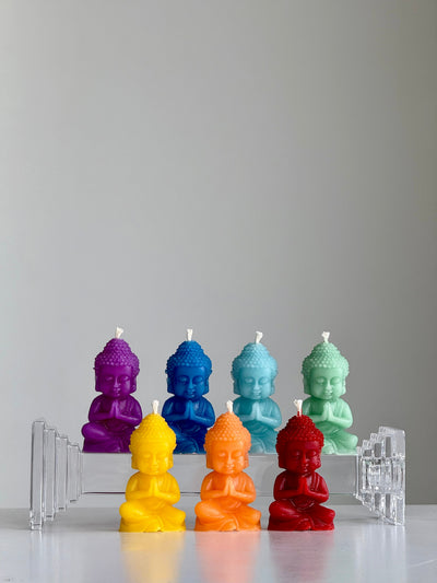 Beeswax Buddha Candles – Set of 7 in Chakra Colors – Hand-Poured – For Living Rooms, Bedrooms &amp; Meditation Rooms – 6 x 3.5 cm