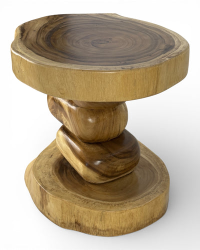 Einzelstück: Skulpturaler Beistelltisch aus massivem Naturholz - 50 × 50 × 41 cm