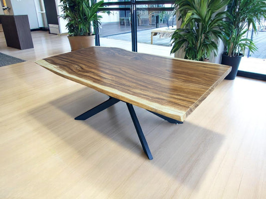Massivholz Esstisch Natur Baumkante - Holz Tisch Massiv Suarholz Einzelstücke Tischplatte (200x115x6cm)