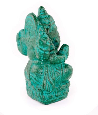 Sculpture de Ganesh - Décoration de pièce - Déité hindoue de la bonne chance - Mélange de pierres Éléphant vert - 12x8,5x6 cm